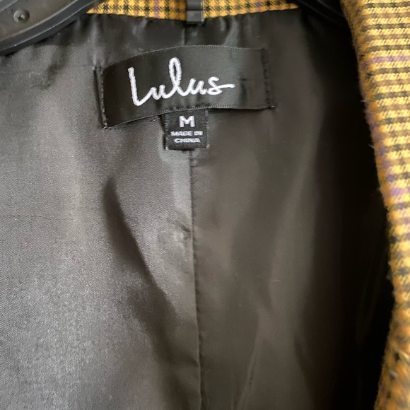 Lulu’s Plaid Double Breasted Blazer - Picture 5 of 5